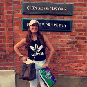 Meet your Posher, Alex